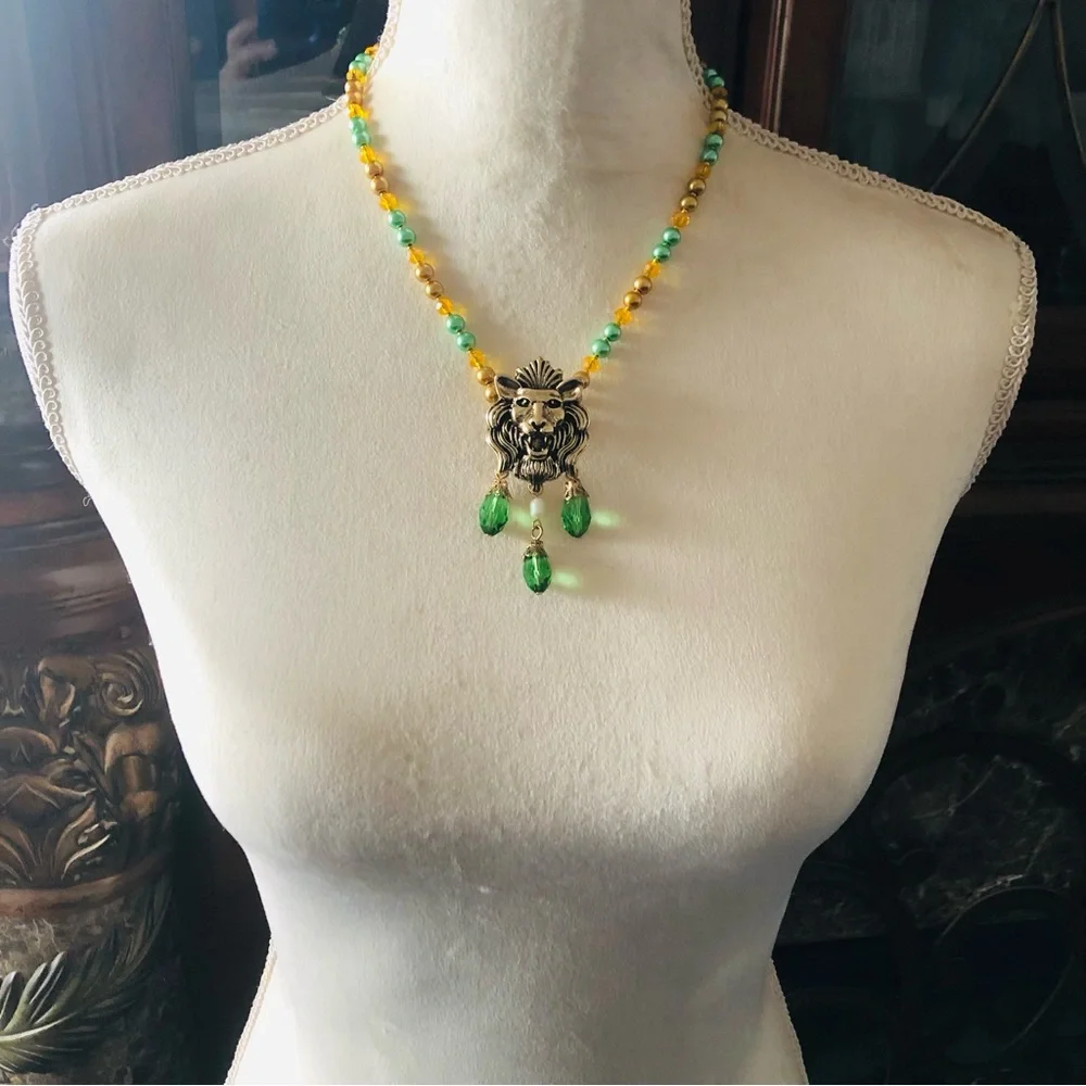 Handcrafted repurpose growling lion crystal pendant Czech glass Pearl necklace